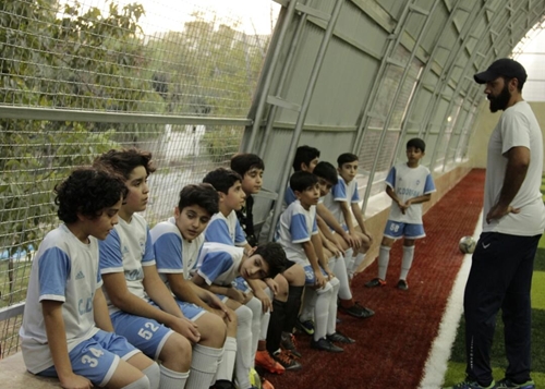7 نکته ای که مربیان موفق فوتبال در خود پرورش داده اند (به همراه کتاب هایی برای مطالعه) | FCDORFAK