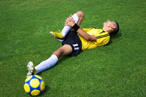 آسیب های رایج فوتبال | درفک البرز